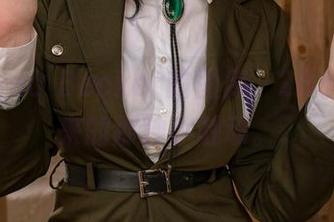 打开Alina Becker的图库，2B小姐姐带来的那种小触动。