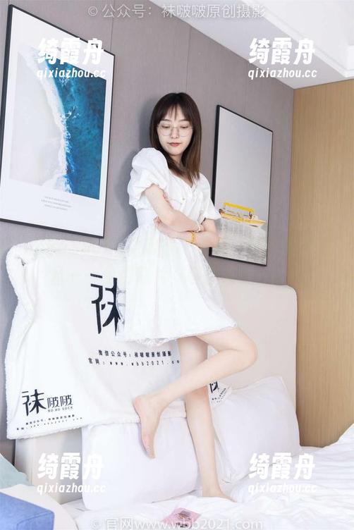 BoBoSocks袜啵啵-稚予 BoBoSocks袜啵啵 - 看吧,稚予的深蓝丝——免费照片,等你来逛一逛!