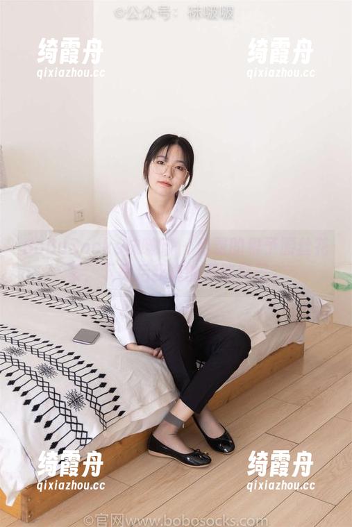 BoBoSocks袜啵啵-稚予 BoBoSocks袜啵啵 - 免费的稚予腰丝花絮,下载后我真的不能自已。