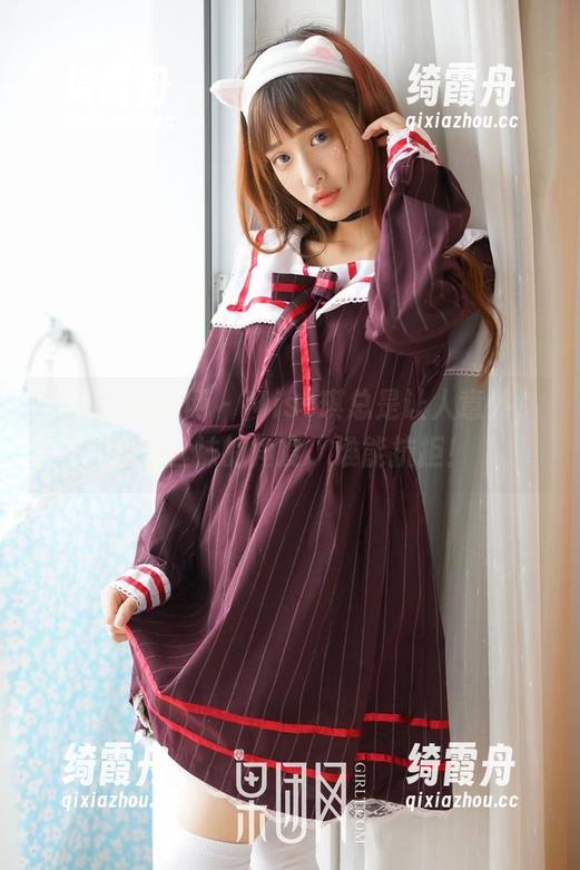 GIRLT果团网-Miss琪 GIRLT果团网 - Miss琪总是让人意外,看这丝袜的角度,谁能抗拒!