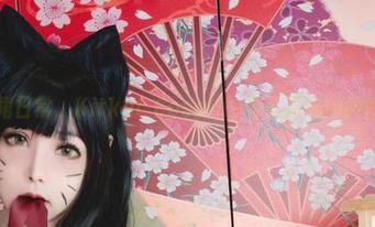 连衣裙日常,Kitkat Cosplay与无圣光的微妙游戏