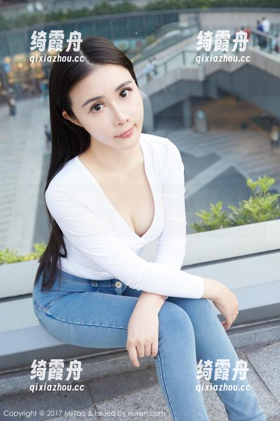 MiiTao蜜桃社-多香子 MiiTao蜜桃社 - 翻翻多香子的职业装图包,或许能学到几招面试秘诀。