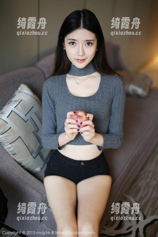 MyGirl美媛馆-Carina梦绮 MyGirl美媛馆 - 看这里!Carina梦绮的海边合集:沙子、海浪与万能自拍技巧