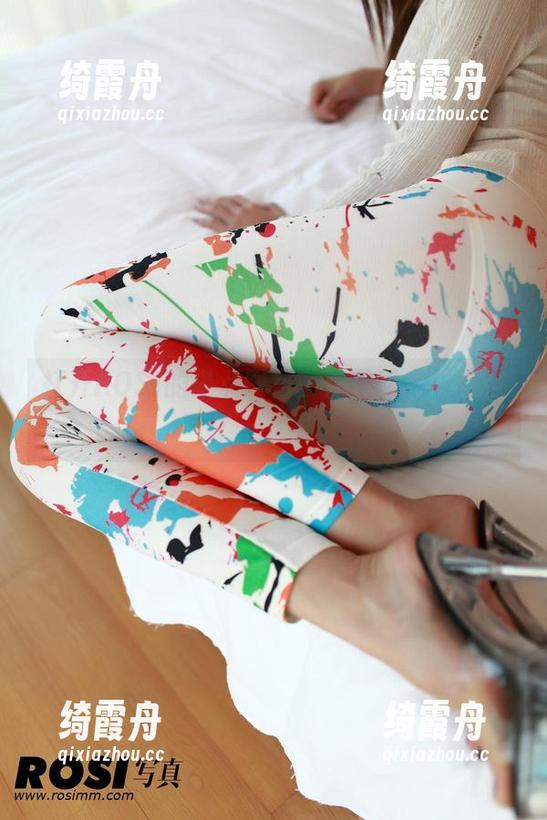ROSI 打开ROSI的少女图包,仿佛时光机停在了十八岁。