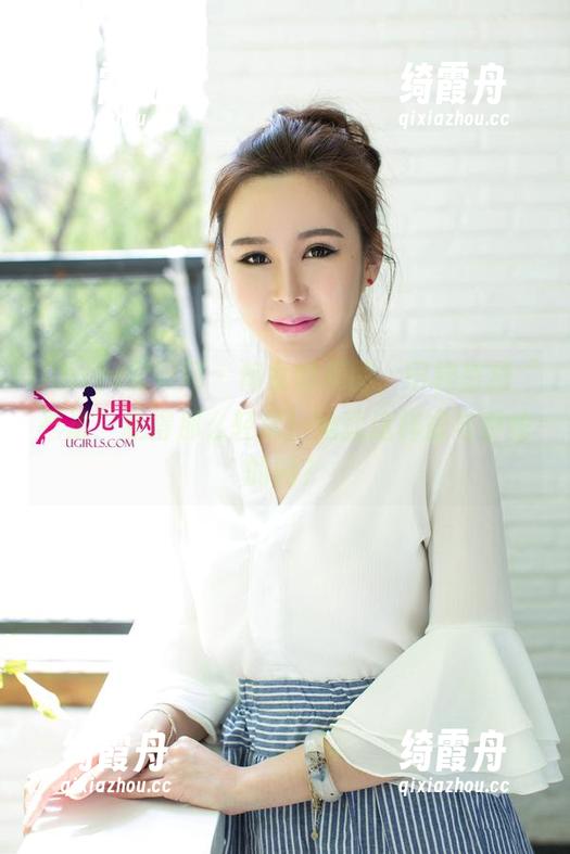 UGirls尤果网-田梓茵 UGirls尤果网 - 修女的美图,田梓茵把“严肃”变得那么轻松!她就这样虚与委蛇的吗?
