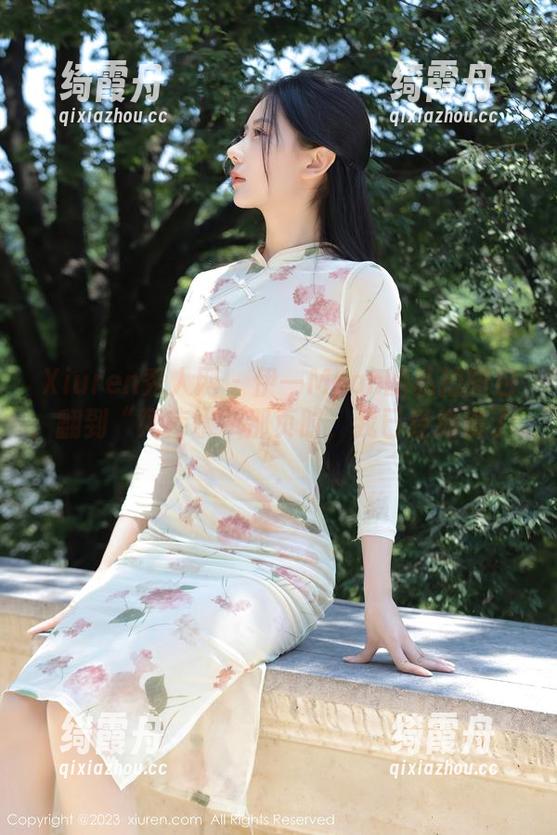 Xiuren秀人网-伊一Moon Xiuren秀人网 - 伊一Moon的私拍图包,翻到“死库水”那页时,我已经崩溃了...