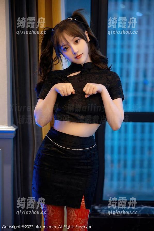 Xiuren秀人网-琳琳ailin Xiuren秀人网 - 琳琳ailin女友写真集:精选出来的瞬间,流露着点小暧昧。