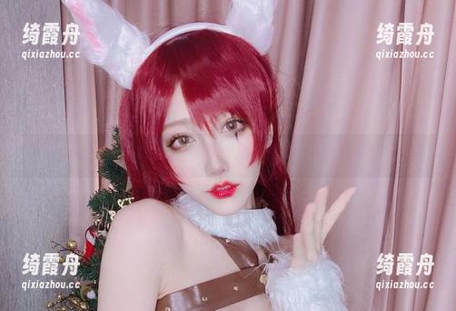 啾小妍 啾小妍的睡衣全套,林间小道也变成了“宅男女神”