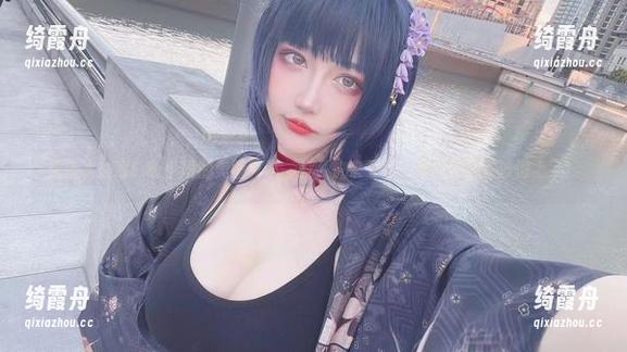 啾小妍 死库水注意!啾小妍的美图真不一般,快来下载,别让美藏在沙滩上了!