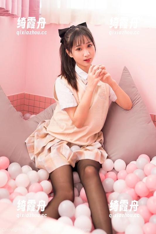 嗲囡囡-娜依灵儿 嗲囡囡 - 娜依灵儿教室的全套,谁会抗拒这种‘学习’呢?