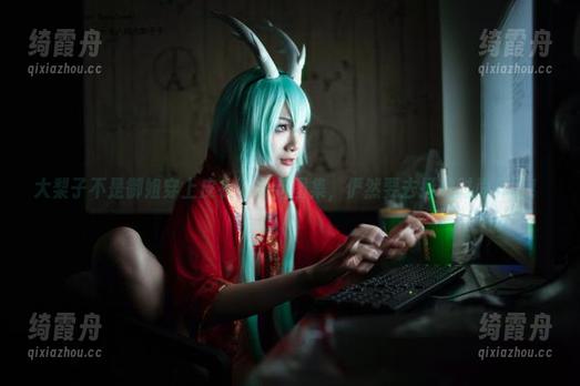 大梨子不是御姐 大梨子不是御姐穿上皮衣,最新图集,俨然要去拯救时尚界了!