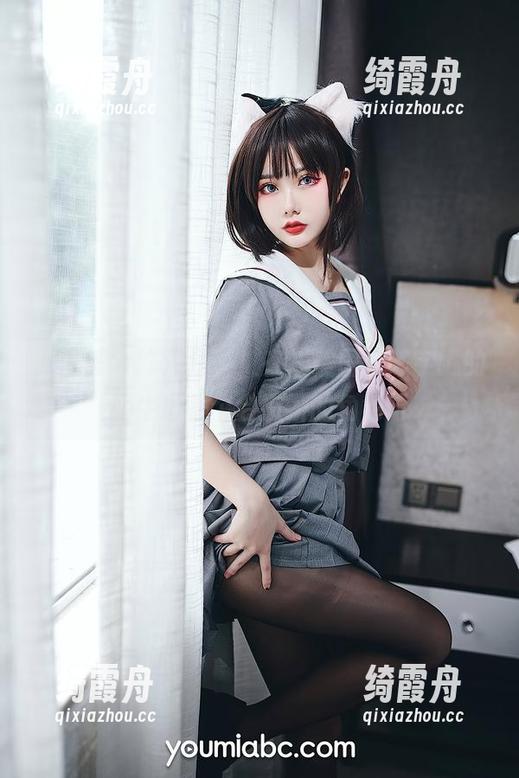 尤蜜荟-陈宇曦 尤蜜荟 - “汪汪”!在线美图,陈宇曦的奶牛也是个会撒娇的角色呀