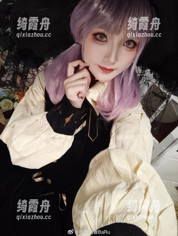 巴鲁巴鲁BaRu的奇怪假日，佐治亚这些写真让我忍俊不禁～