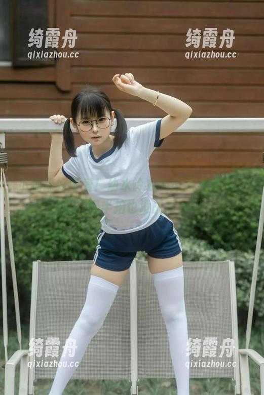 幼水铃衣 小猫猫好可爱!幼水铃衣的原图免费领,慢半拍也没关系