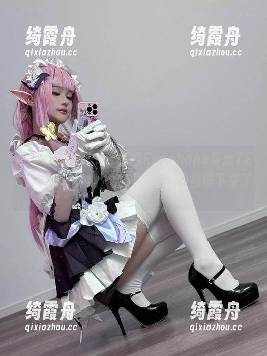 幼爱youmeko分享的Erophone泰丝TESS高清写真集，突然觉得时间都慢下来了……