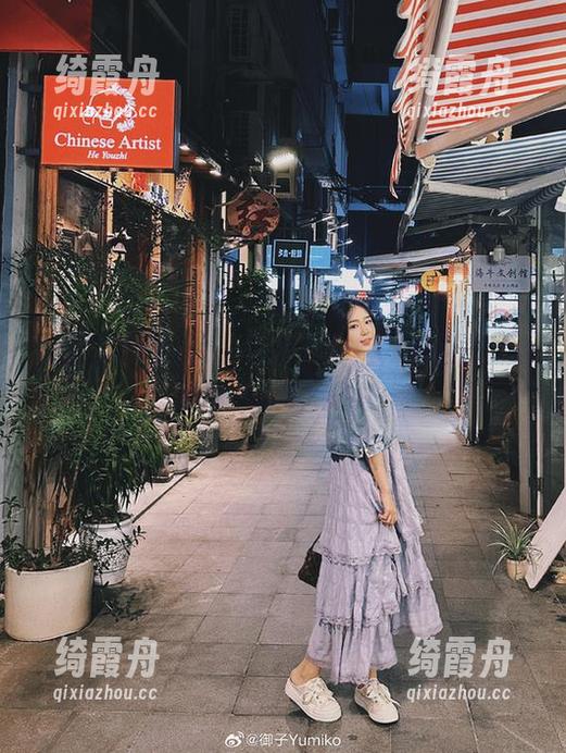 御子Yumiko 看过御子Yumiko的裸足之后,别再拿老土的审美来看待啊!