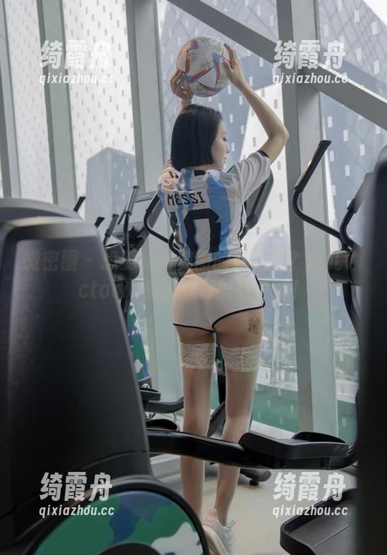 果儿Victoria 微密圈 - 想要免费美图的双马尾?果儿Victoria来满足你的好奇心!