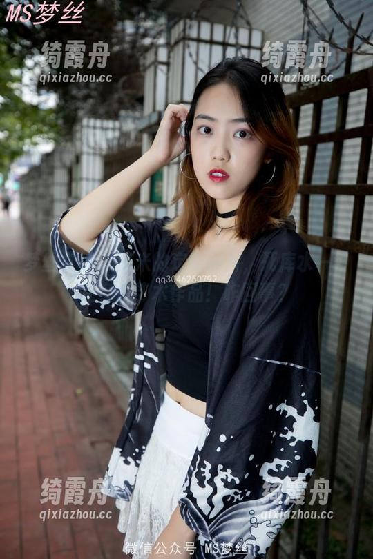 梦丝女神-米米 梦丝女神 - 米米的定制图片,死库水一秒变身为艺术作品!咋回事?