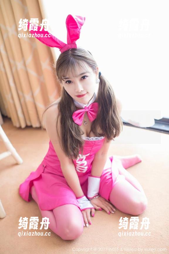 爱蜜社-莉娜lena 爱蜜社 - 莉娜lena的免费图册,情节变幻莫测,哈哈,谁能知晓结局呢!