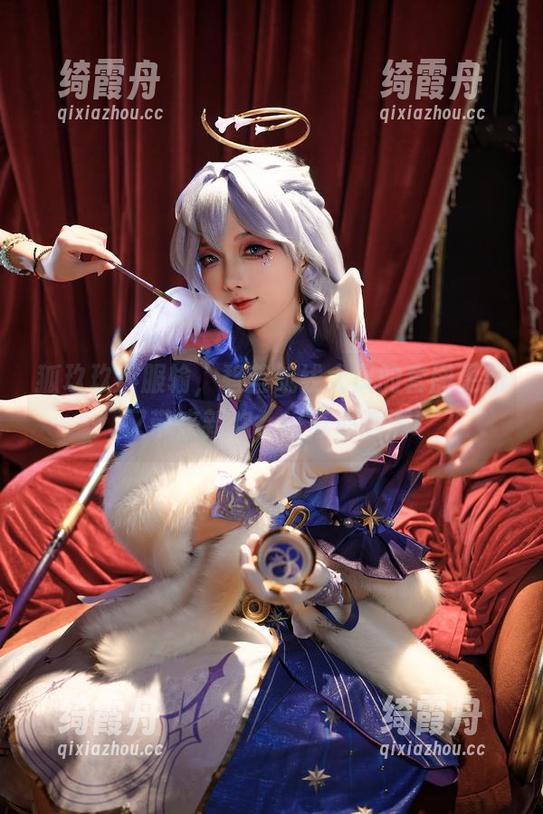 狐玖玖 狐玖玖不服输,碧蓝航线大凤的套图更新又带来新欢,好奇心满满!