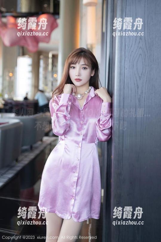 秀人网 - 图库一角，KOKO可可的礼服...不想说太多了，意会一下吧