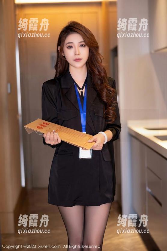 秀人网-Kikibaby 秀人网 - 午后的闲聊,Kikibaby的私拍花嫁,美图太美,能不能把我也嫁进去?