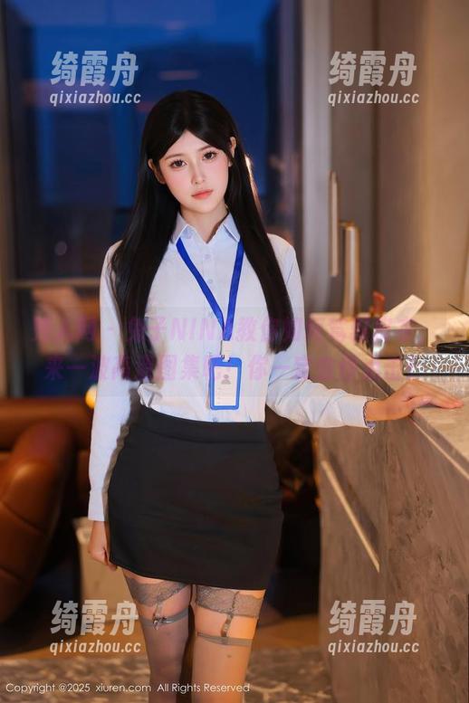 秀人网-兔子NINA 秀人网 - 兔子NINA教你如何驾驭皮衣,来一波高清图集吧!你一定会停点击!