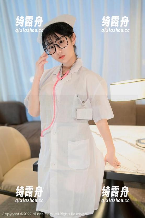 秀人网-刘婷婷 秀人网 - 好奇刘婷婷穿了什么,连衣裙的图片分享真养眼!