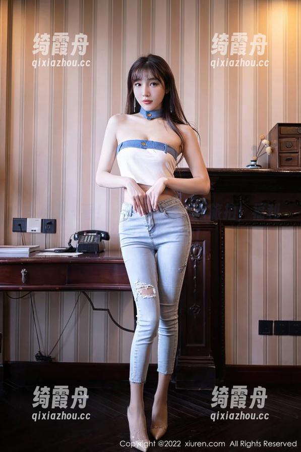 秀人网-玥儿玥er 秀人网 - 看!玥儿玥er的广州旅拍,福利满分图包送给你!