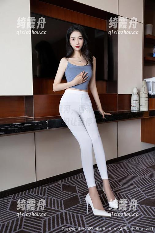 秀人网-西希白兔 秀人网 - 脚卷银河,西希白兔的网袜私房合集依旧让我停不下来