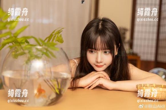 秋山AkI 三重惊奇,定制作品:秋山AkI的图集太过分!