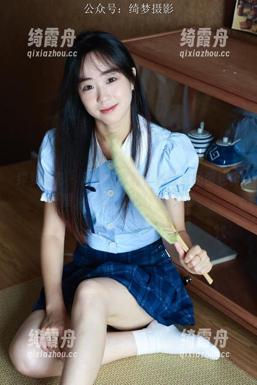 绮梦摄影-月月 绮梦摄影 - 月月的福利,办公室的图包真卧槽,一谢绝无聊,只宠你。