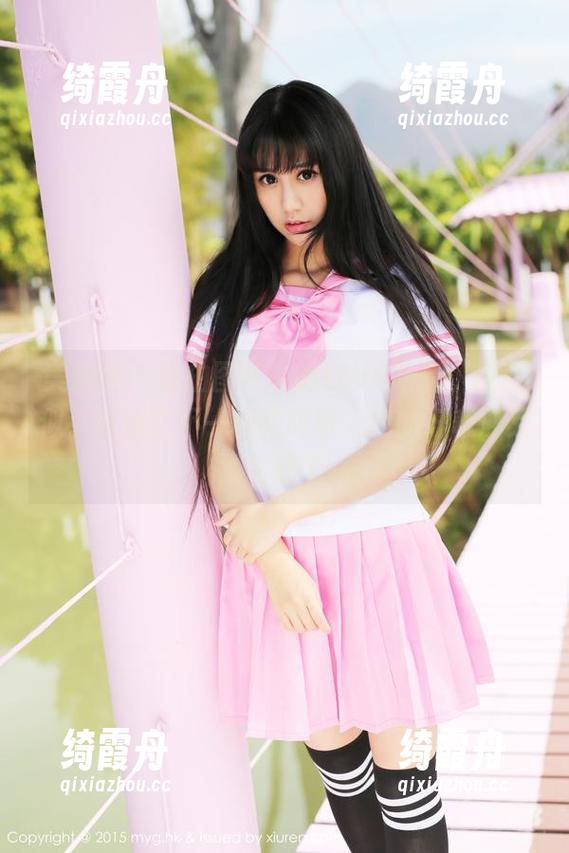 美媛馆-Love陆瓷 美媛馆 - 旅拍图片中的Love陆瓷,原图似乎讲述了不一样的故事,我的好奇心又被勾起了。