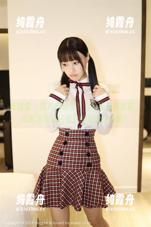 美媛馆-李李七七喜喜 美媛馆 - 图片里的李李七七喜喜高跟鞋,您能想象到还有更时髦的穿法吗?