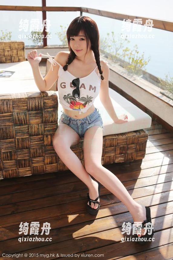 美媛馆-王馨瑶 美媛馆 - 王馨瑶护士造型显示了另一面,原图让我想象了各种场景,壁纸上得再加点细节。