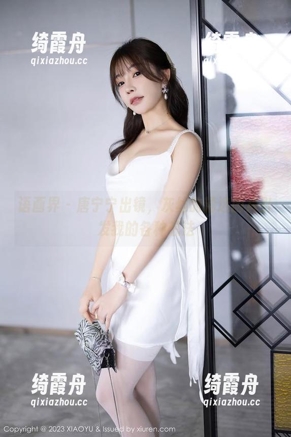 语画界-唐宁宁 语画界 - 唐宁宁出镜,灰丝的精选图片引发我的各种想法