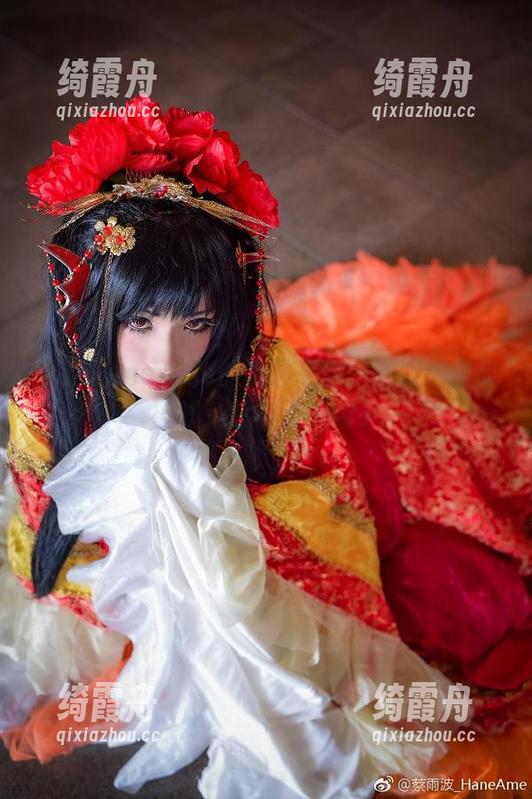 雨波HaneAme 雨波HaneAme的美图更新:制服这条故事线,总有点小闪光