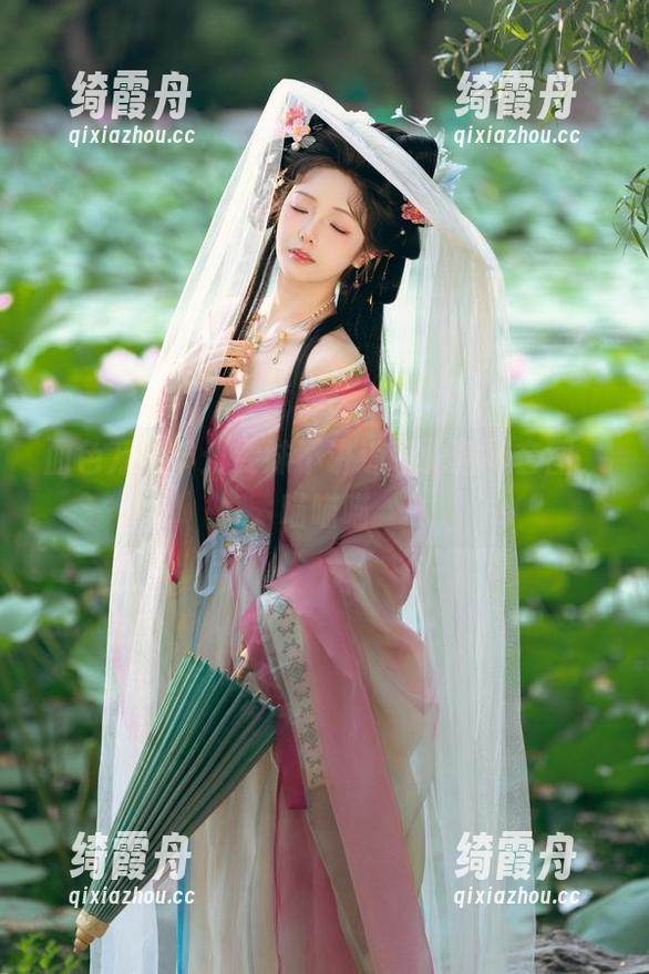 血色万圣节：雯妹不讲道理的猫娘套图，喵喵喵