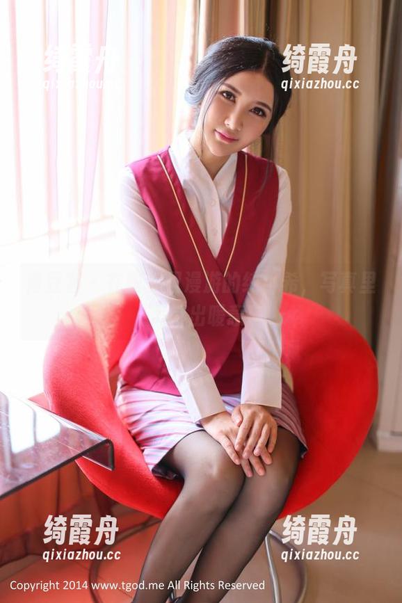 青豆客-纯小希 青豆客 - 在教室里漫游的纯小希,写真里照得出暖意!